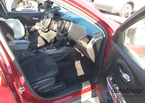 2017 Jeep Cherokee Latitude Fwd from USA, damaged, VIN 1C4PJLCB1HW640415